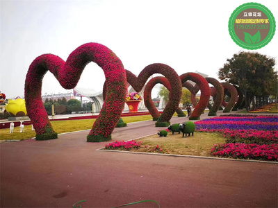 龍亭開(kāi)封綠雕制作過(guò)程樂(lè)器樂(lè)符綠雕送貨上門(mén)